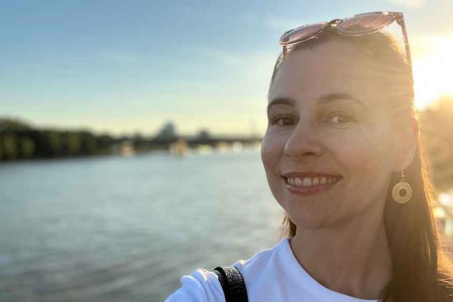 Zuzana pri Dunaji pri západe slnka